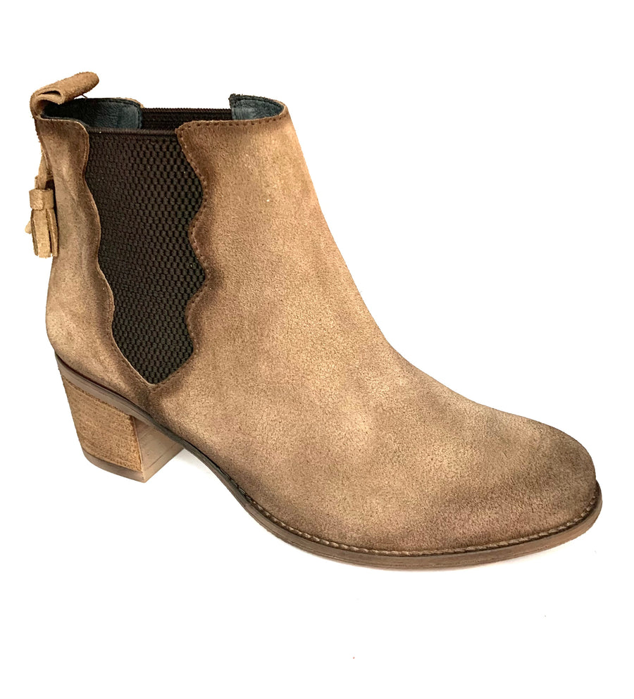 GALANI - CHICK TAUPE ANKLE BOOT